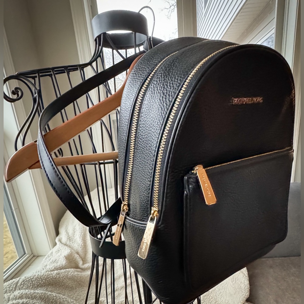 NWT! Michael Kors Adina Medium Black Pebbled Leather Backpack - Picture 2 of 14